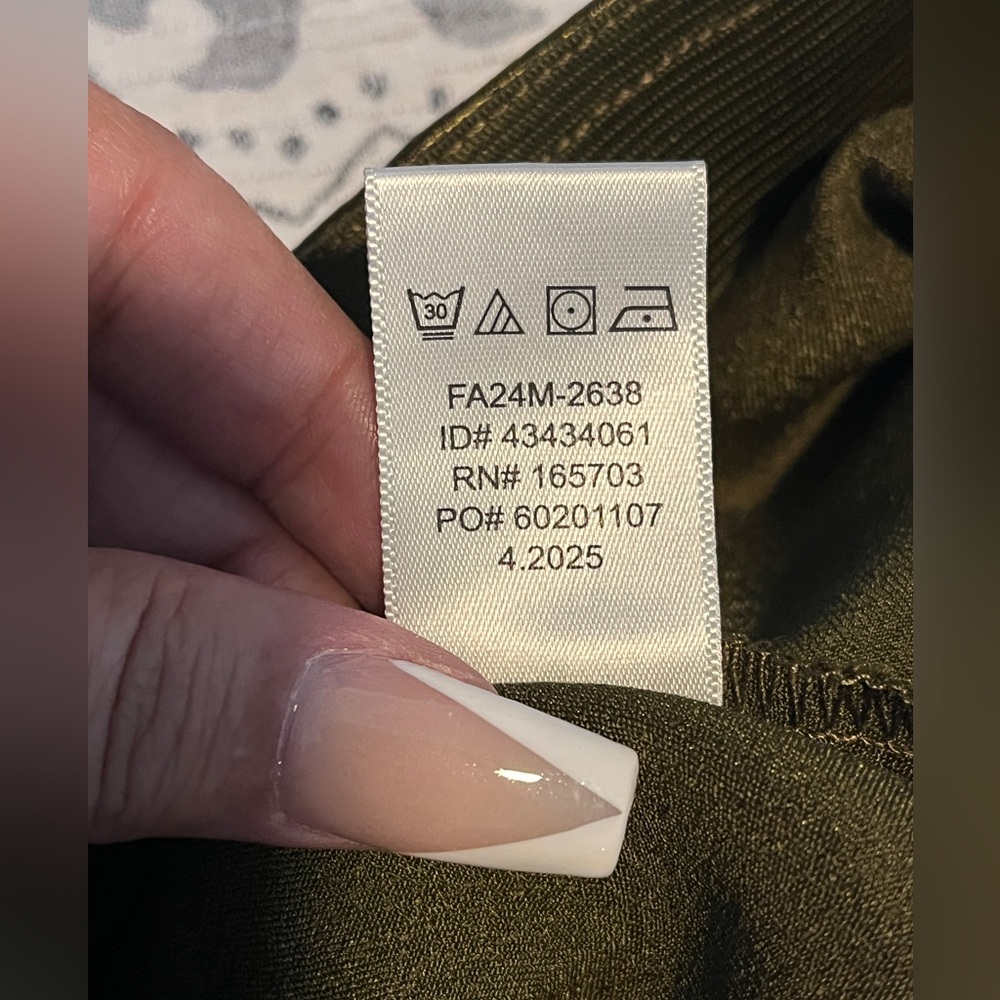 Calligraphie Satin Midi Skirt Olive Green XL - Picture 8 of 8